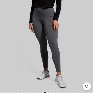 Born Primitive Leggings Size M